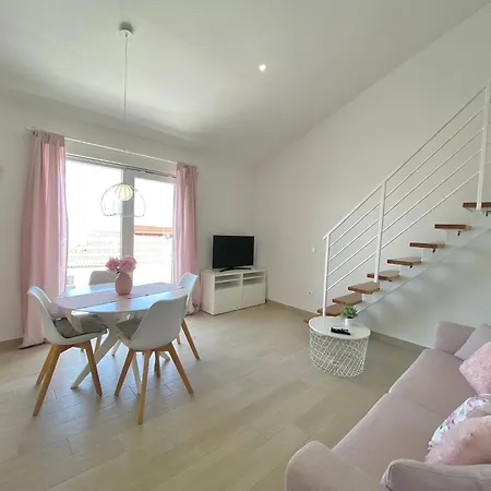 Ksenija Apartment *